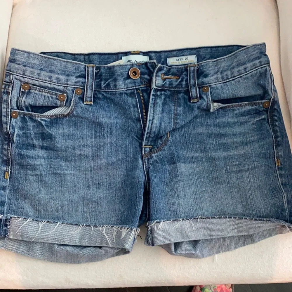 Madewell Shorts 🩳 - Picture 1 of 4